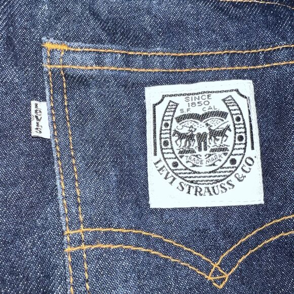 Vintage Levi's from the 1970s/1980s White Tag/ Two Horse Patch 30" - Picture 7 of 16